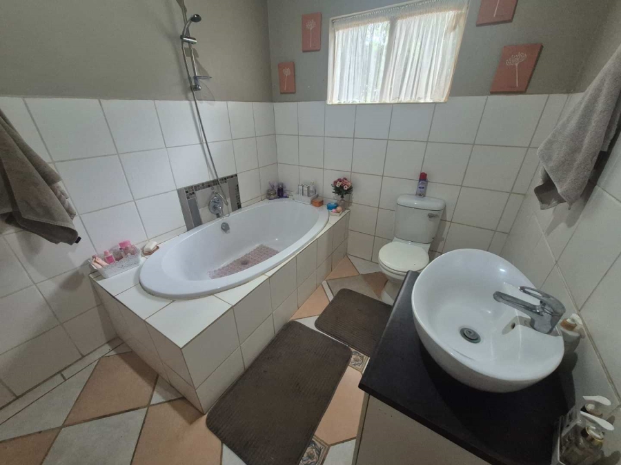 10 Bedroom Property for Sale in Mooinooi North West